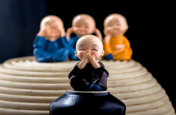 Nếu bạn không thể nói lời tốt về ai đó thì tốt nhất nên giữ im lặng!
