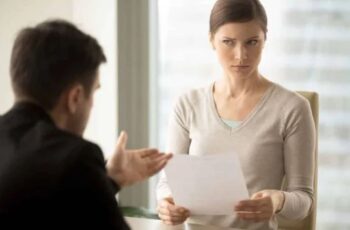Bạn có đang nhìn “vẻ bề ngoài” để phán xét một người?