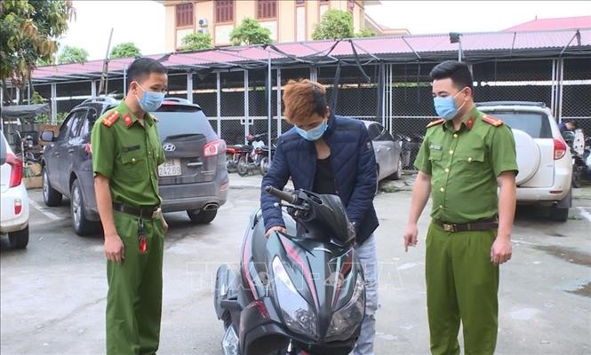 Chuyện lạ có thật: Mua nhầm xe ăn trộm, vất vả tìm khổ chủ để hoàn trả không công