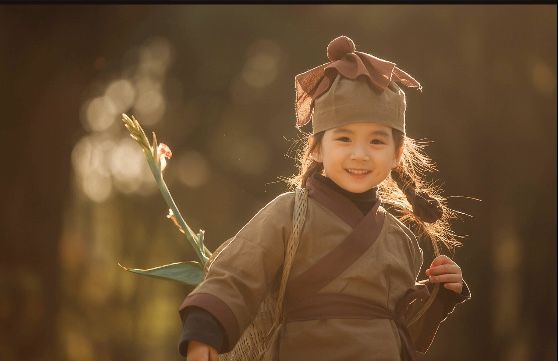 Có rất nhiều ý kiến khác nhau định nghĩa cho cụm từ “làm chủ bản thân”