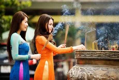 Khi còn tại thế, Đức Phật có dạy con người cúng tế hay không?