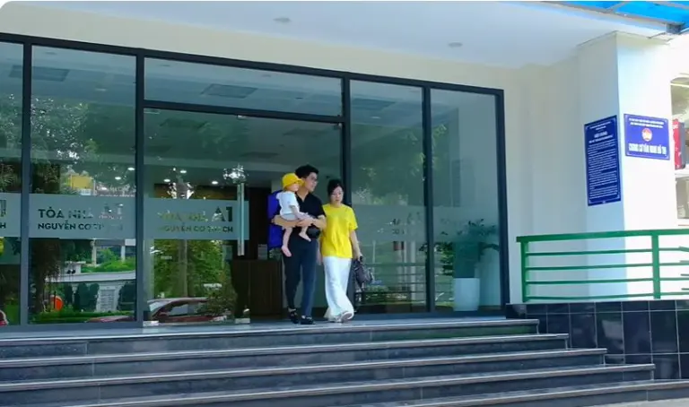 Giờ đây, tôi đã có gia đình nhỏ ấm cúng, một sự nghiệp ổn định và một đứa con khỏe mạnh. Ảnh nguyenuoc.com